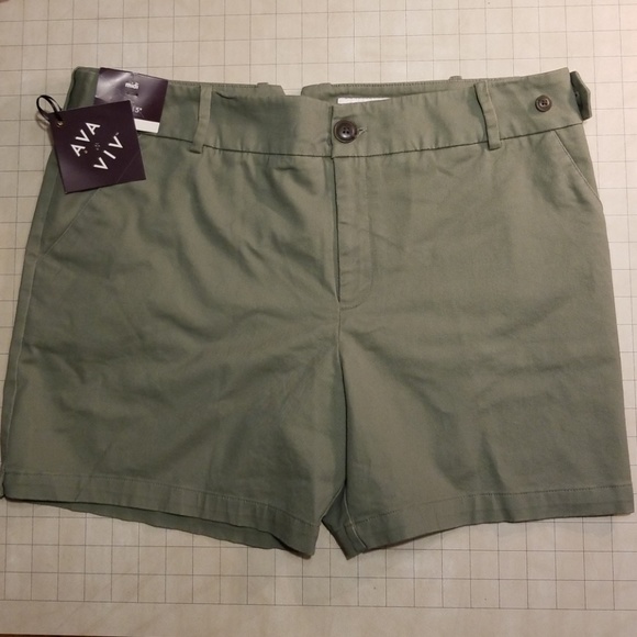 Ava & Viv Pants - NWT Ava &Viv Midi Chino Bermuda Shorts